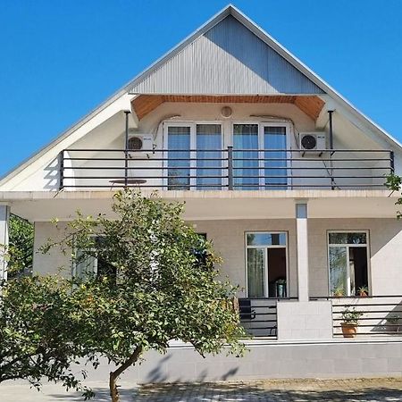 David Dali House Hotel Batumi Bagian luar foto