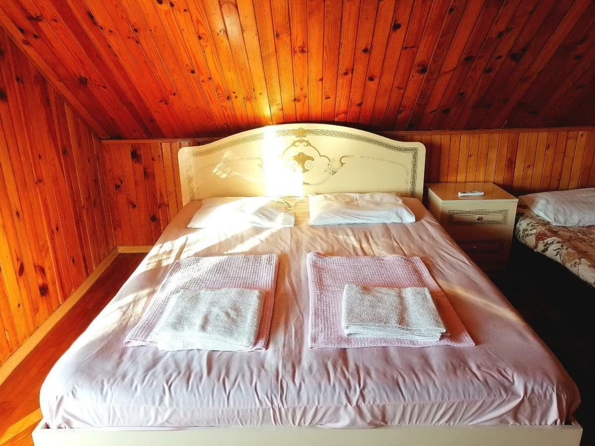 David Dali House Hotel Batumi Bagian luar foto